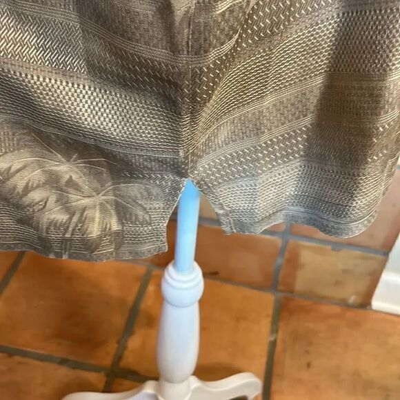 Tommy Bahama Tan Silk Palm Tree button up short sleeve, M! - Picture 6 of 10